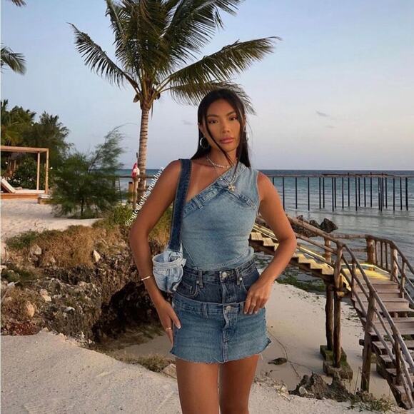 Zara Blue DENIM ZW MINI SKIRT Size Small - Picture 1 of 12